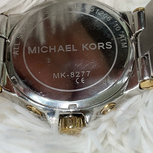 Michael Kors Men’s Oversized Dylan Two-Tone Watch - Picture 2 of 8